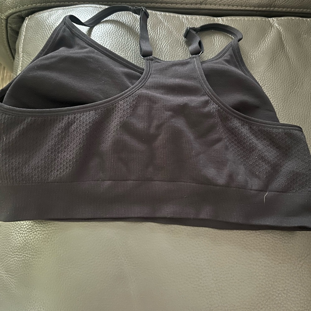 Champion Black Sports Bra Moisture-Wicking Full Coverage - Picture 2 of 3